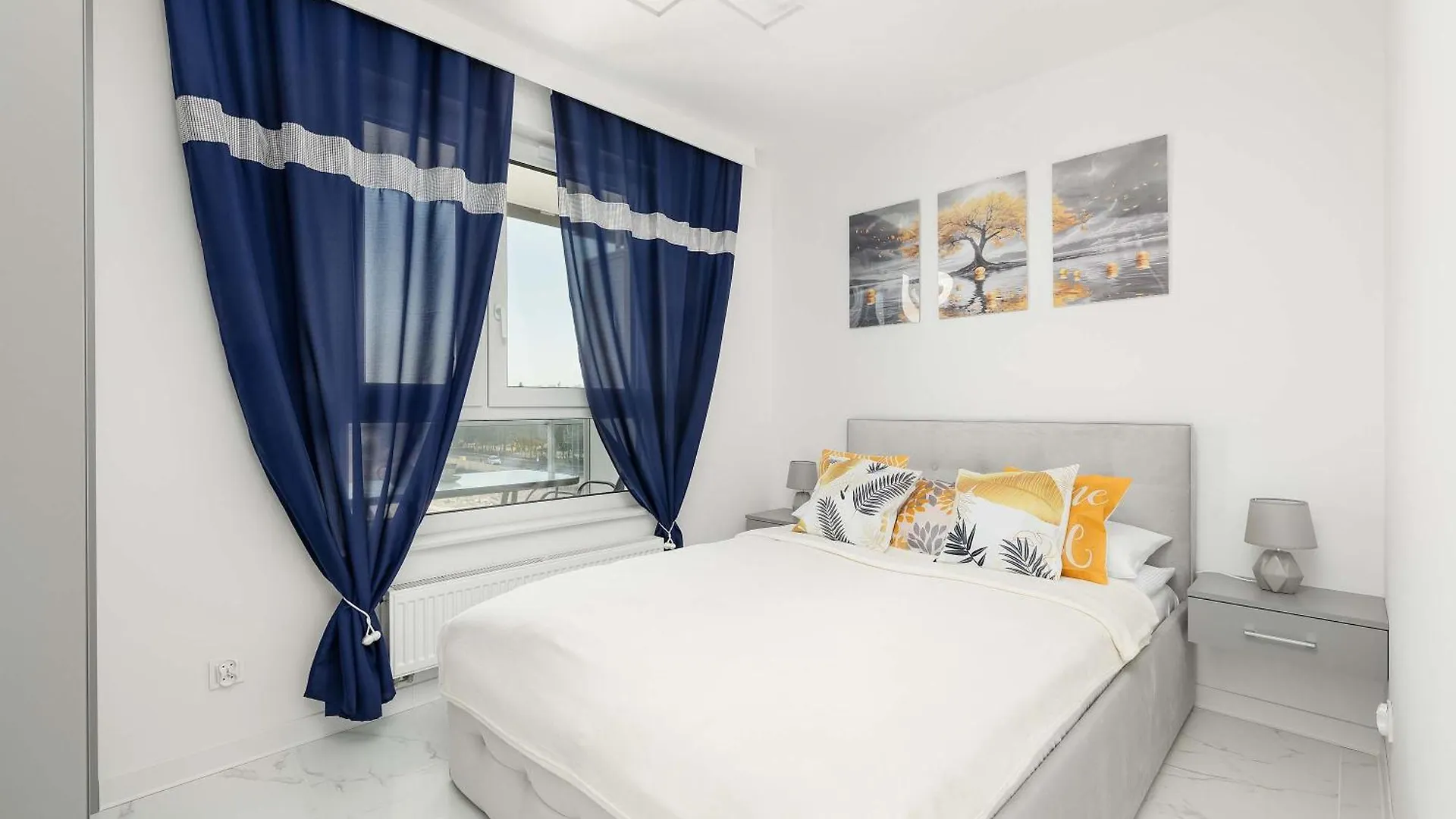 Apartment Jasny Apartament W Kolobrzegu Z Parkingiem, Balkonem I Tarasem Widokowym By Noclegi Renters Poland